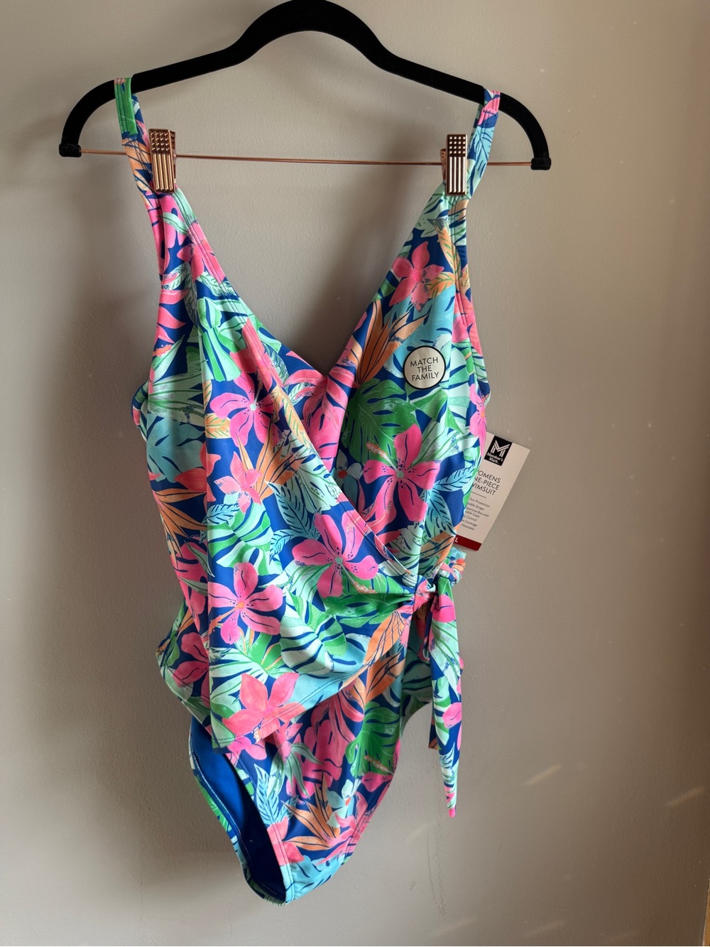 Women’s Tropical Floral One-Piece Swimsuit in Multicolor